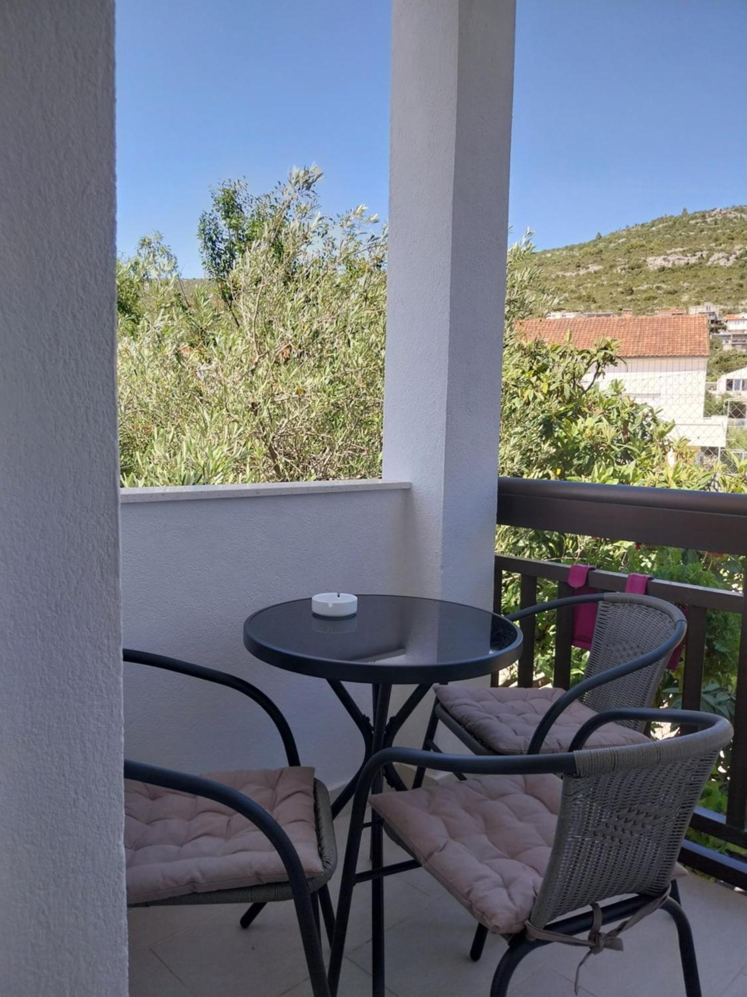 Apartmani Liberan Neum Extérieur photo