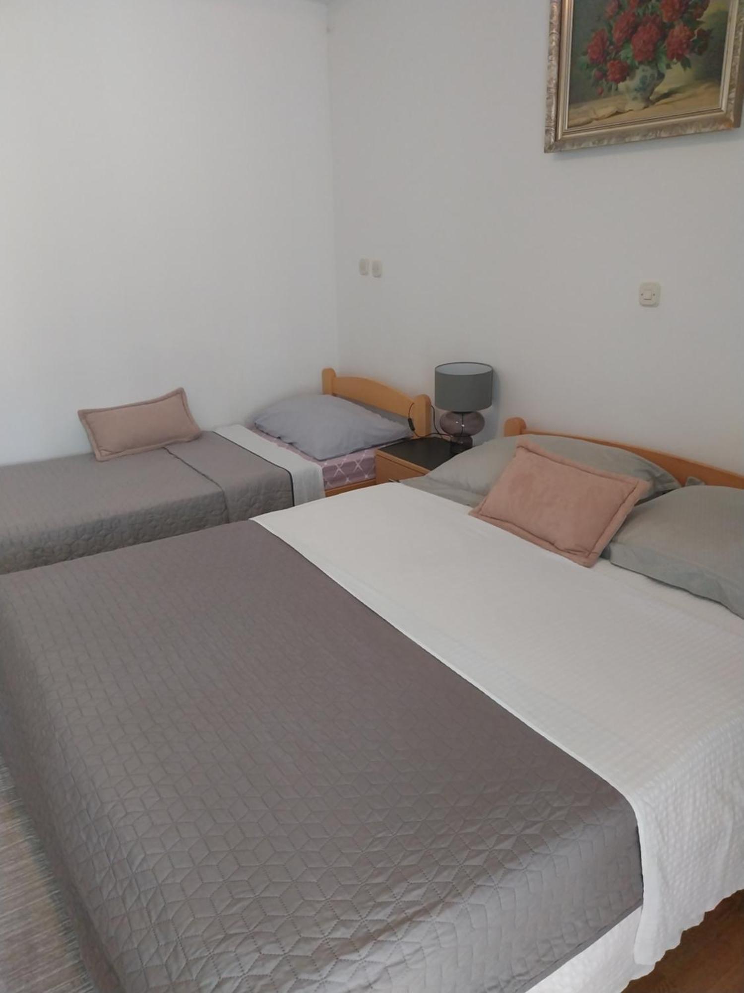 Apartmani Liberan Neum Extérieur photo